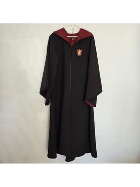HARRY POTTER GRYFFINDOR ADULT HOODED ROBE BLACK MAROON/BURGUNDY SMALL
